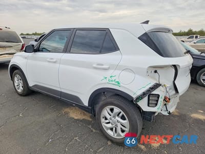Drugie zdjęcie samochodu z przodu: 2021 HYUNDAI VENUE SE VIN:KMHRB8A33MU063838 - miniatura