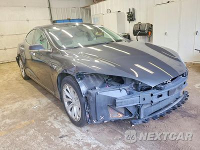 Czwarte zdjęcie samochodu z boku: 2017 TESLA MODEL S VIN:5YJSA1E19HF209389 - miniatura