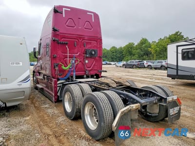 Drugie zdjęcie samochodu z przodu: 2024 FREIGHTLINER CASCADIA 126 SEMI TRUCK VIN:3AKJHHDR0RSVG1615 - miniatura