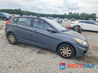 Czwarte zdjęcie samochodu z boku: 2012 HYUNDAI ACCENT GS VIN:KMHCT5AE5CU044340 - miniatura