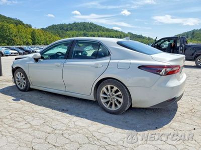 Drugie zdjęcie samochodu z przodu: 2022 TOYOTA CAMRY LE VIN:4T1C11AK2NU010024 - miniatura