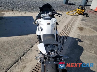 Zdjęcie 6 z 9 samochodu: 2025 CF MOTO 450SS VIN:LCEPESLA9S6002930 - miniatura
