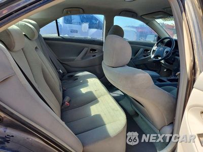 Zdjęcie 10 z 12 samochodu: 2007 TOYOTA CAMRY LE VIN:4T1BE46KX7U575005 - miniatura