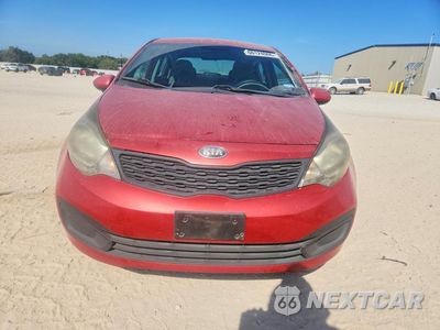 Piąte zdjęcie samochodu w środku: 2014 KIA RIO LX VIN:KNADM4A37E6406073 - miniatura