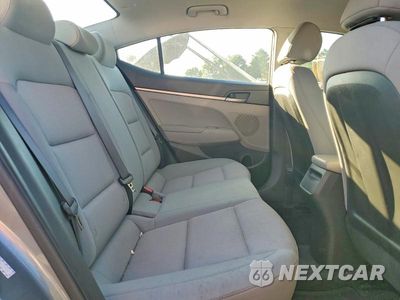 Zdjęcie 10 z 12 samochodu: 2017 HYUNDAI ELANTRA SE VIN:KMHD74LF8HU127616 - miniatura