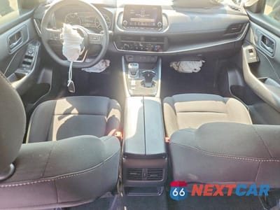 Zdjęcie 8 z 13 samochodu: 2024 NISSAN ROGUE S VIN:5N1BT3AA4RC743339 - miniatura