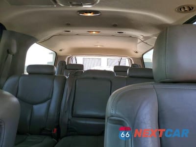 Zdjęcie 10 z 13 samochodu: 2005 CHEVROLET SUBURBAN K1500 VIN:3GNFK16Z35G146158 - miniatura