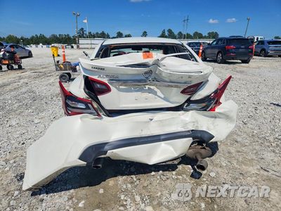 Zdjęcie 6 z 12 samochodu: 2017 NISSAN ALTIMA 2.5 SV VIN:1N4AL3AP3HC120657 - miniatura