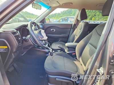 Zdjęcie 7 z 13 samochodu: 2019 KIA SOUL BASE VIN:KNDJN2A24K7024376 - miniatura