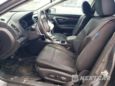 Zdjęcie 7 z 12 samochodu: 2016 NISSAN ALTIMA 2.5 SR VIN:1N4AL3AP1GC125614 - miniatura