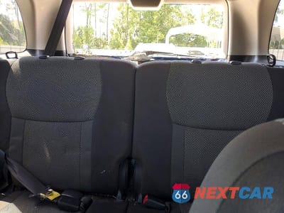 Zdjęcie 10 z 13 samochodu: 2005 TOYOTA RAV4 BASE VIN:JTEHD20V456046039 - miniatura