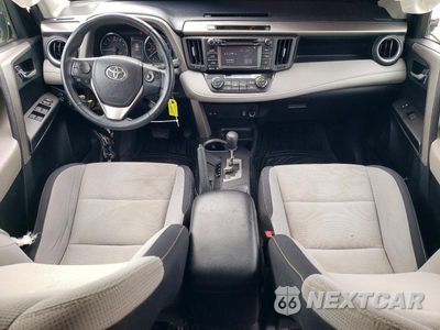Zdjęcie 8 z 13 samochodu: 2016 TOYOTA RAV4 XLE VIN:2T3RFREV7GW467694 - miniatura