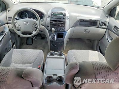 Zdjęcie 8 z 13 samochodu: 2008 TOYOTA SIENNA LE 8-PASSENGER VIN:5TDZK23C88S154273 - miniatura