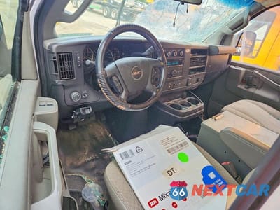 Zdjęcie 8 z 13 samochodu: 2020 GMC SAVANA BOX - BOX TRUCK VIN:1GD07RFG0L1139642 - miniatura