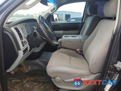 Zdjęcie 7 z 12 samochodu: 2007 TOYOTA TUNDRA SR5 VIN:5TFBT54107X003949 - miniatura