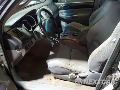 Zdjęcie 7 z 12 samochodu: 2009 TOYOTA TACOMA V6 VIN:5TEUU42N89Z657082 - miniatura