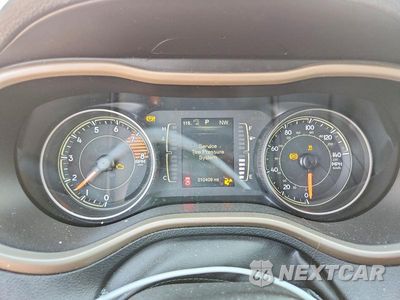 Zdjęcie 9 z 13 samochodu: 2016 JEEP CHEROKEE LATITUDE VIN:1C4PJLCS3GW189356 - miniatura