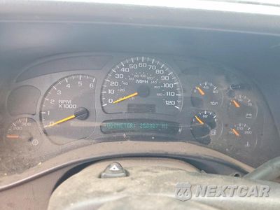 Zdjęcie 9 z 12 samochodu: 2003 CHEVROLET SILVERADO C1500 HEAVY DUTY VIN:1GCGC13U23F181131 - miniatura
