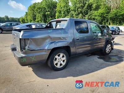 Trzecie zdjęcie samochodu z tyłu: 2010 HONDA RIDGELINE RTS VIN:5FPYK1F42AB001061 - miniatura