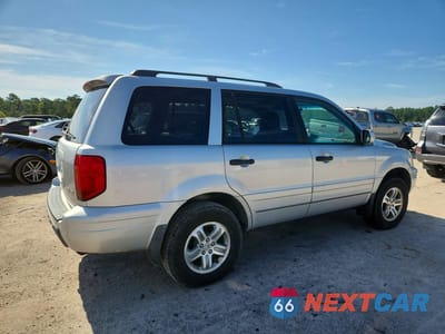 Trzecie zdjęcie samochodu z tyłu: 2005 HONDA PILOT EXL VIN:5FNYF18505B027117 - miniatura