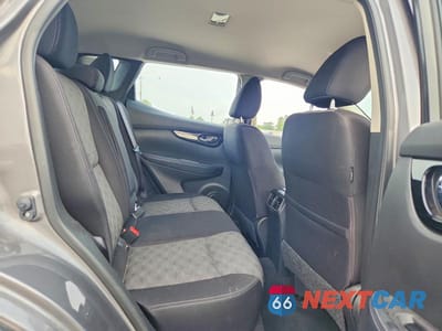 Zdjęcie 10 z 13 samochodu: 2019 NISSAN ROGUE SPORT S VIN:JN1BJ1CR2KW314399 - miniatura