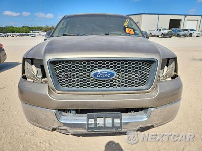 Piąte zdjęcie samochodu w środku: 2005 FORD F150 VIN:1FTPX125X5FA24111 - miniatura