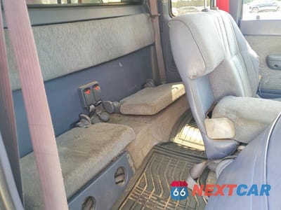 Zdjęcie 10 z 12 samochodu: 1998 TOYOTA TACOMA BASE VIN:4TAVL52N3WZ015255 - miniatura