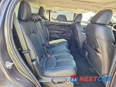 Zdjęcie 11 z 14 samochodu: 2024 HONDA PILOT TOURING VIN:5FNYG1H79RB003211 - miniatura