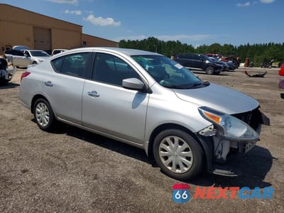 Czwarte zdjęcie samochodu z boku: 2016 NISSAN VERSA 1.6 SV VIN:3N1CN7AP0GL911237 - miniatura