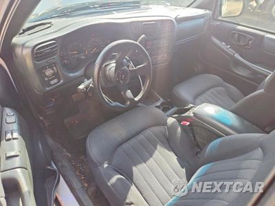 Zdjęcie 8 z 13 samochodu: 2003 CHEVROLET S TRUCK S10 VIN:1GCCS19X038130492 - miniatura