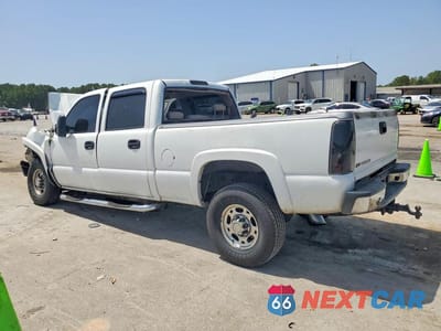 Drugie zdjęcie samochodu z przodu: 2006 CHEVROLET SILVERADO C2500 HEAVY DUTY VIN:1GCHC23276F121763 - miniatura