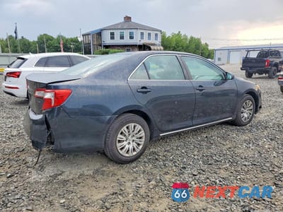 Trzecie zdjęcie samochodu z tyłu: 2012 TOYOTA CAMRY LE VIN:4T4BF1FK6CR162221 - miniatura