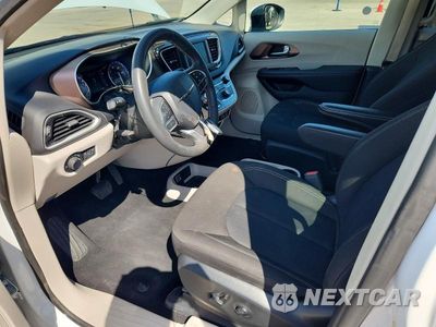 Zdjęcie 7 z 14 samochodu: 2023 CHRYSLER VOYAGER LX VIN:2C4RC1CG8PR567988 - miniatura