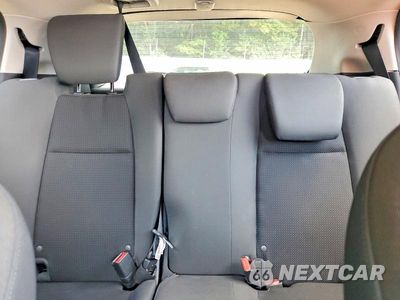 Zdjęcie 10 z 13 samochodu: 2019 HONDA HR-V EX VIN:3CZRU6H58KM731378 - miniatura