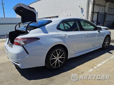 Trzecie zdjęcie samochodu z tyłu: 2023 TOYOTA CAMRY SE VIN:4T1G11AK3PU183068 - miniatura