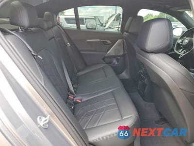 Zdjęcie 11 z 13 samochodu: 2025 BMW 530 I VIN:WBA43FJ00SCU10158 - miniatura