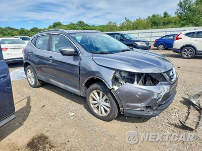 Czwarte zdjęcie samochodu z boku: 2017 NISSAN ROGUE SPORT SV VIN:JN1BJ1CR8HW106892 - miniatura