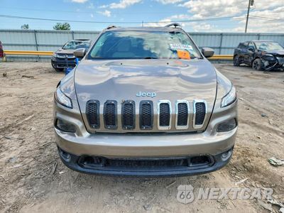 Piąte zdjęcie samochodu w środku: 2016 JEEP CHEROKEE LATITUDE VIN:1C4PJMCS2GW259791 - miniatura