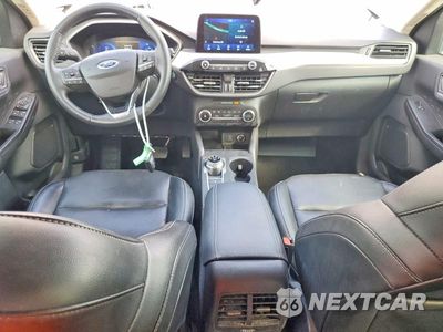 Zdjęcie 8 z 14 samochodu: 2020 FORD ESCAPE SE SPORT VIN:1FMCU9BZ1LUC53905 - miniatura