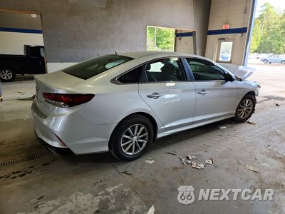 Trzecie zdjęcie samochodu z tyłu: 2019 HYUNDAI SONATA SE VIN:5NPE24AF9KH800957 - miniatura