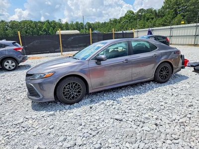 2024 TOYOTA CAMRY LE 4T1C11AK2RU213808 - główne zdjęcie licytacji z USA - miniatura