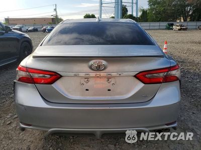Zdjęcie 6 z 12 samochodu: 2018 TOYOTA CAMRY SE VIN:4T1B11HK2JU536102 - miniatura