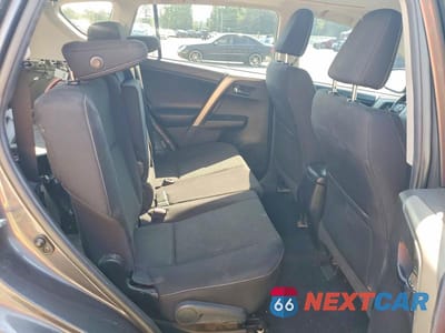 Zdjęcie 10 z 13 samochodu: 2018 TOYOTA RAV4 XLE VIN:2T3WFREV1JW443854 - miniatura