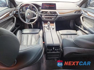 Zdjęcie 8 z 12 samochodu: 2018 BMW 530E VIN:WBAJA9C56JB250505 - miniatura