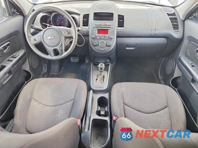 Zdjęcie 8 z 12 samochodu: 2012 KIA SOUL BASE VIN:KNDJT2A57C7477196 - miniatura