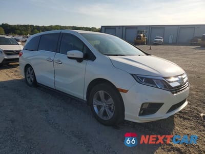Czwarte zdjęcie samochodu z boku: 2018 HONDA ODYSSEY EXL VIN:5FNRL6H79JB038722 - miniatura