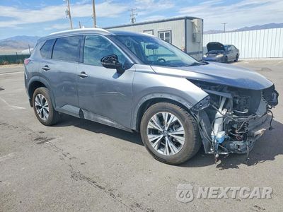 Czwarte zdjęcie samochodu z boku: 2021 NISSAN ROGUE SV VIN:5N1AT3BA3MC741259 - miniatura