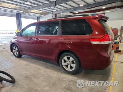 Drugie zdjęcie samochodu z przodu: 2012 TOYOTA SIENNA LE VIN:5TDKK3DC4CS241344 - miniatura