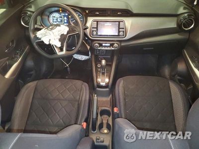 Zdjęcie 8 z 14 samochodu: 2018 NISSAN KICKS SV VIN:3N1CP5CU0JL497224 - miniatura