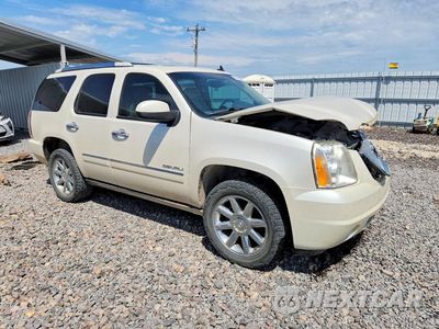 Czwarte zdjęcie samochodu z boku: 2011 GMC YUKON DENALI VIN:1GKS2EEF9BR375949 - miniatura